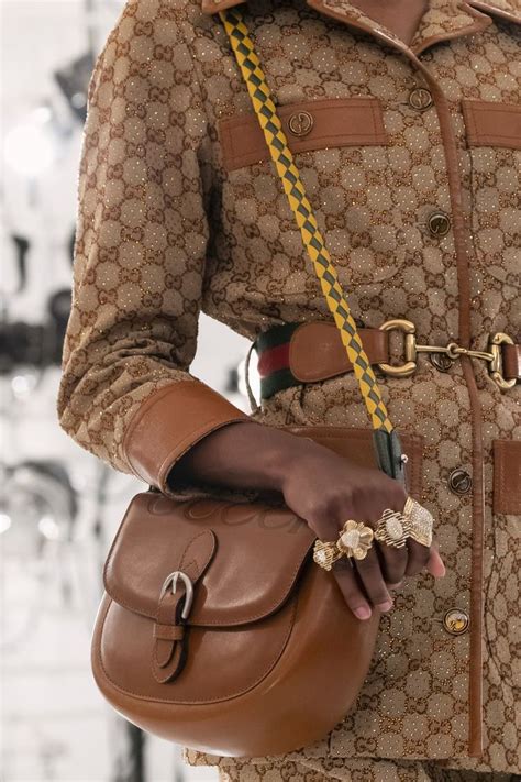 gucci fall winter 2021 2022|gucci dress codes 2021.